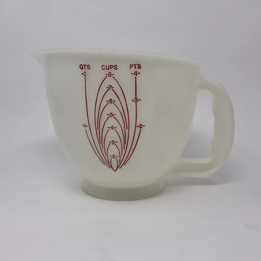 Vintage Tupperware Mix N Stor 8 Cup 2 Quart Measuring Cup Red Lettering Pouring